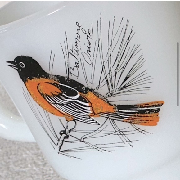 Vintage Anchor Hocking Fire King Milk Glass Baltimore Oriole Stacking Mug - Picture 6 of 14